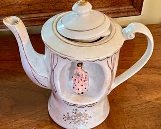 VINTAGE LADY BALLERINA TEA SET