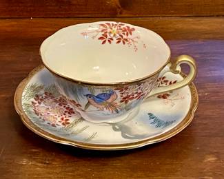 ANTIQUE CUP/SAUCER