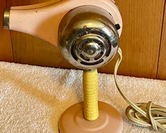 ANTIQUE BEAUTY-QUEEN HAIR DRYER