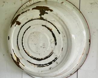 VINTAGE/ANTIQUE ENAMEL WASH PAN