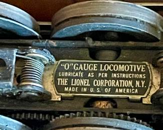 ANTIQUE O-GUAGE LOCOMOTIVE