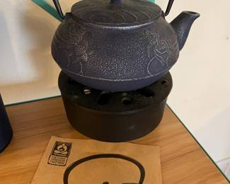 Cast iron Teapot