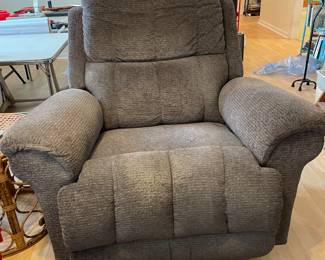Over sized Lazy Boy Rocker Recliner