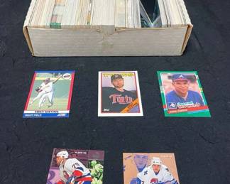 CT100Miscellaneous BaseballHockey Trading Cards