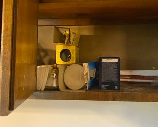 Light bulbs - laundry room