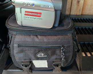 Sony HandyCam - instructions & case 