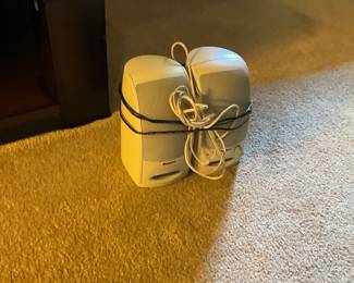 Speakers 