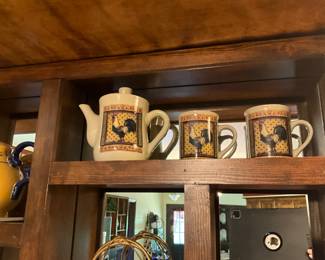 Rooster coffee pot with matching cups