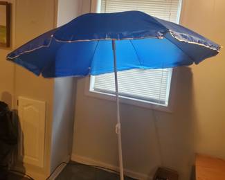 5ft Beach Umbrella in Carrying Bag
