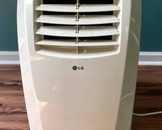 LG Portable Air Conditioner 31x15 - puts out cold air quickly
