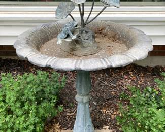 Metal Frog Fountain 4’ - non-working
