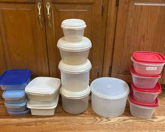 Lot of 15 Plastic Food Storage Containers
