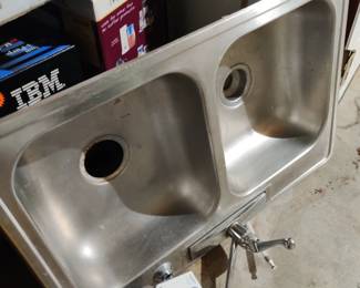 Double stainless steel sink