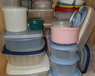 Tupperware 