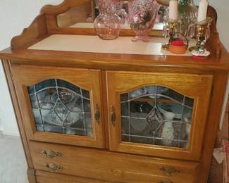 Lead glass buffet