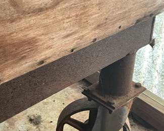 Antique warehouse
Carts