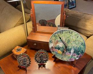 Antique dresser mirror