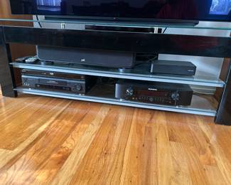 Marantz Receiver
Sony Disc/DVD Player
Sony Cassette Recorder.    
Polk Speaker
Glass Entertainment Table
