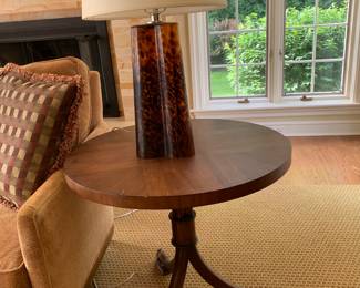 Kreiss Collection round table - there are 2. Lamps are not in our sale.