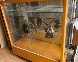 40x3' Waddell Display Case 