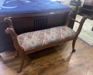 Henredon Lions head bench 