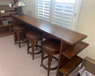 Stickley bar with stools