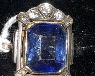 Gold / Diamond Ring