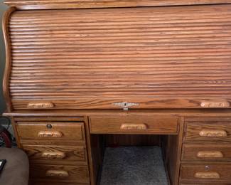 Oak Rolltop Desk