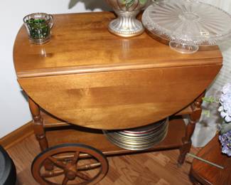 maple tea cart