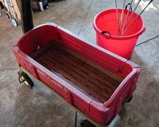 Radio Flyer Plastic Wagon!