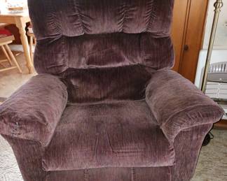 Lazyboy Lift Chair! Works Good!