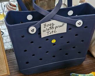 BOGG WATERPROOF TOTE / BAG