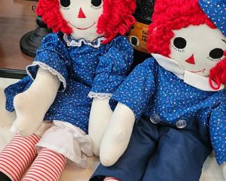 RAGGEDY ANN AND ANDY DOLLS