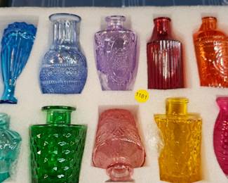 SMALL COLORED VASES
