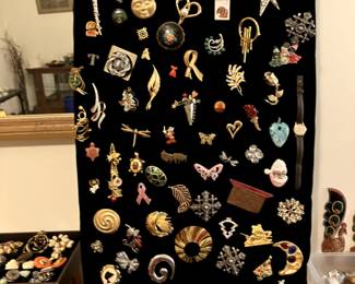 brooches and pins