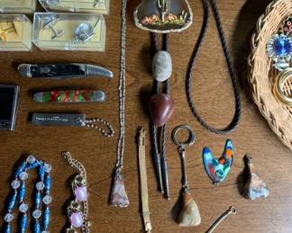 Jewelry - Necklaces, Bracelets, Earrings, Broches