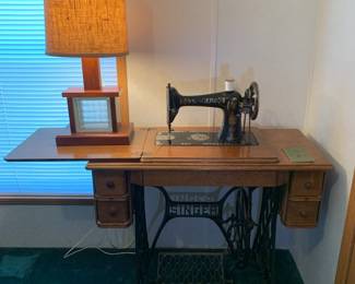 Singer 66 Treadle Sewing Machine - Egyptian Lotus Artwork Design. Mid-Century Modern Lamp