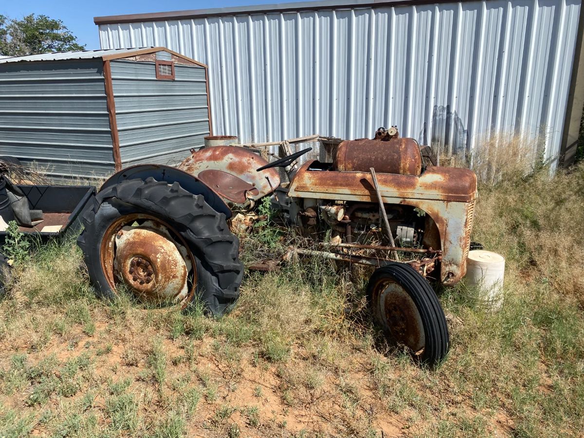 Wall St Antiques Estate Sale in Midland, TX starts on 5/31/2024