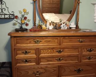 Oak double dresser & mirror, Bassett