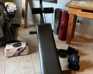 Like new adjustable weight bench.