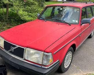 1993 VOLVO WITH 137K MILES, CURRENT INSPECTION, RUNS GREAT!!
