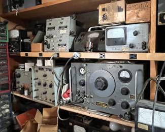 HAM RADIO OPERATING EQUIPMENT