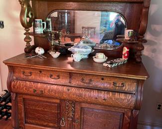 ANTIQUE BUFFET