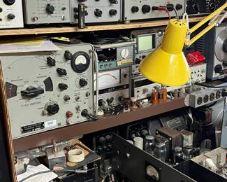 HAM RADIO OPERATING EQUIPMENT