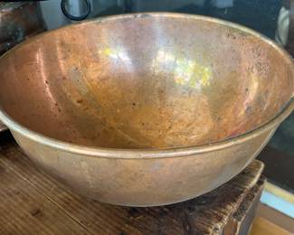 ANTIQUE  HAMMERED COPPER POTS