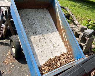 LAWN TRAILER