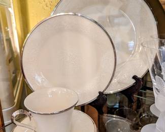 Lenox Moonspun China Set