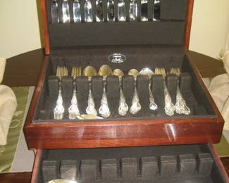 Lunt sterling silver flatware with chest
