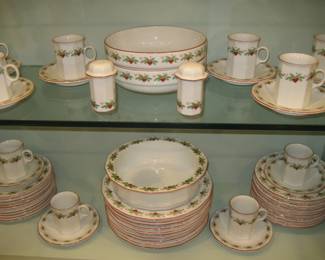 Porsgrund Hearts and Pine dishes