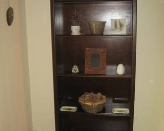Shelf unit (7' tall)